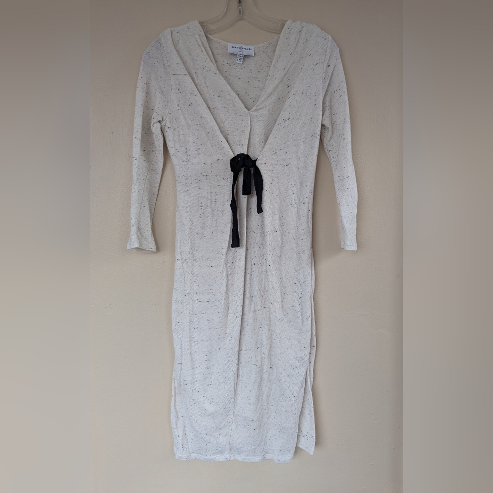Envie de Fraise Ivory & Black Speckled Maternity Dress (SIZE 4/6)